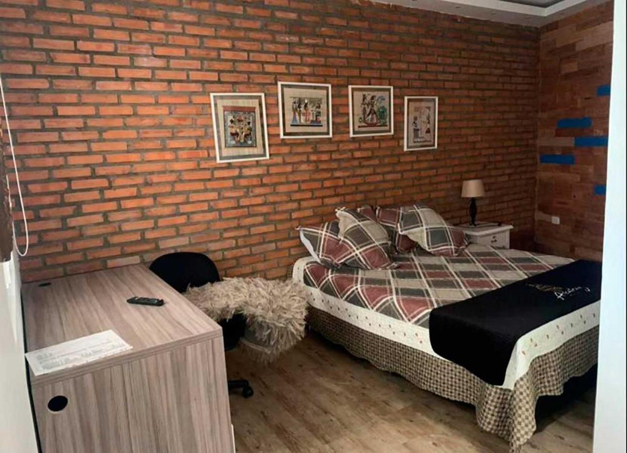 Hotel Alcatraz Yarumal Bilik gambar