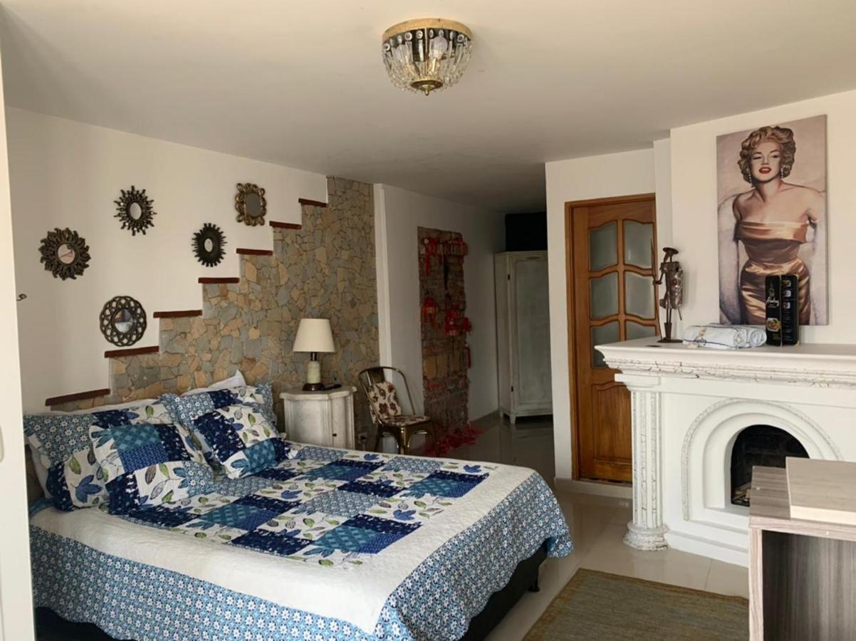 Hotel Alcatraz Yarumal Bilik gambar