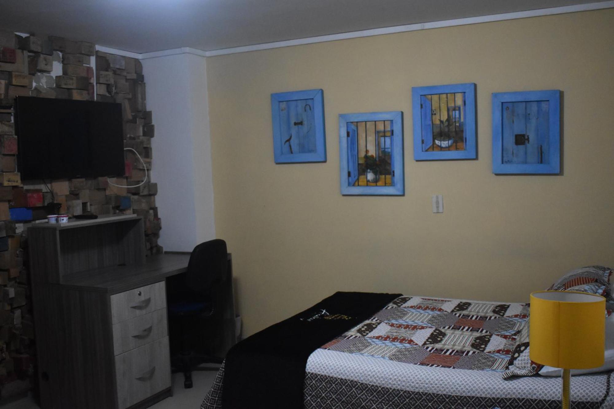Hotel Alcatraz Yarumal Bilik gambar
